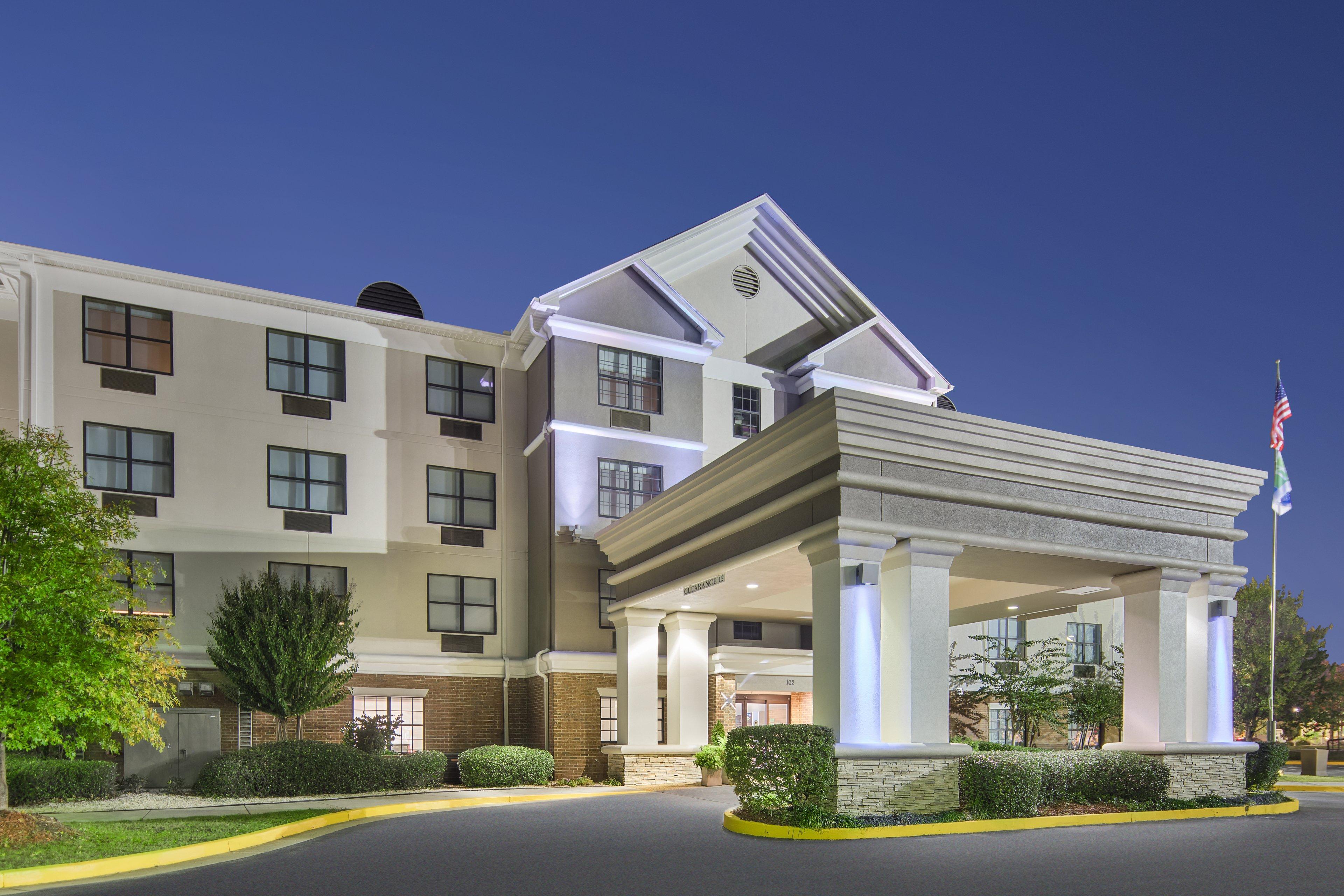 Holiday Inn Express Hotel & Suites Byron By Ihg Zewnętrze zdjęcie
