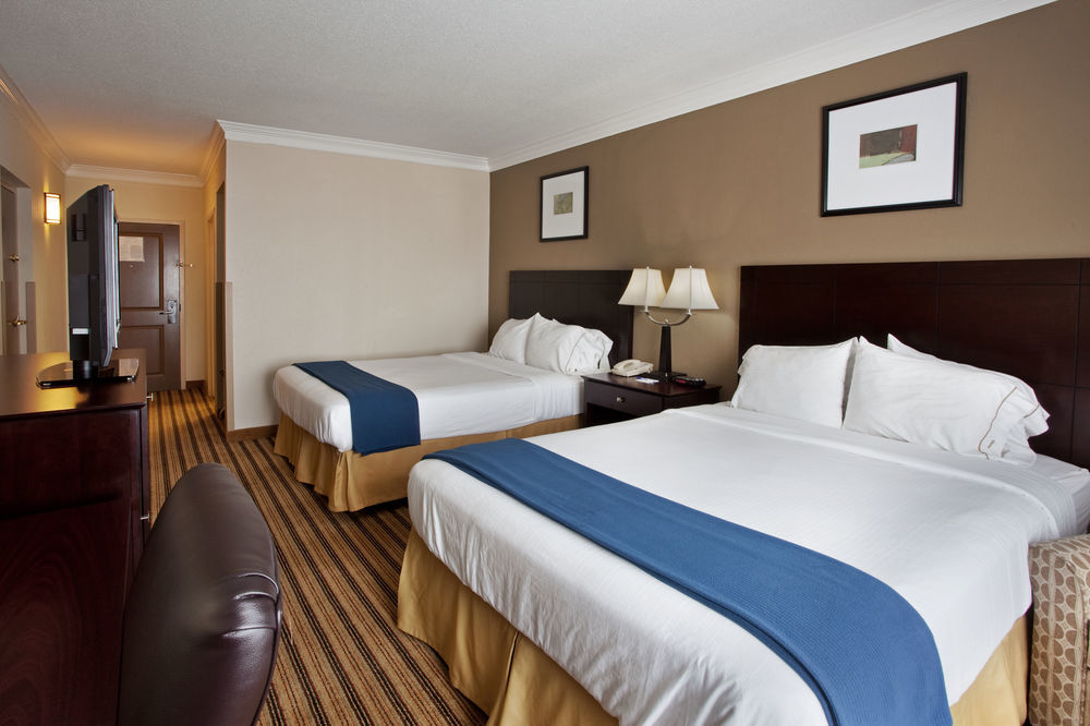 Holiday Inn Express Hotel & Suites Byron By Ihg Zewnętrze zdjęcie